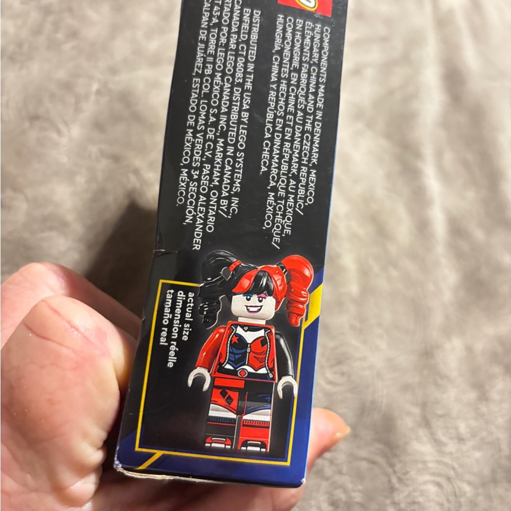 LEGO Batman vs Harley Quinn Building Set - 42pcs 76220 . New ( some wear on box - Picture 9 of 11